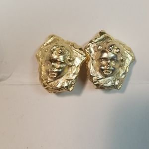 🧨 Gold tone clip on earrings cherbus, baby face
